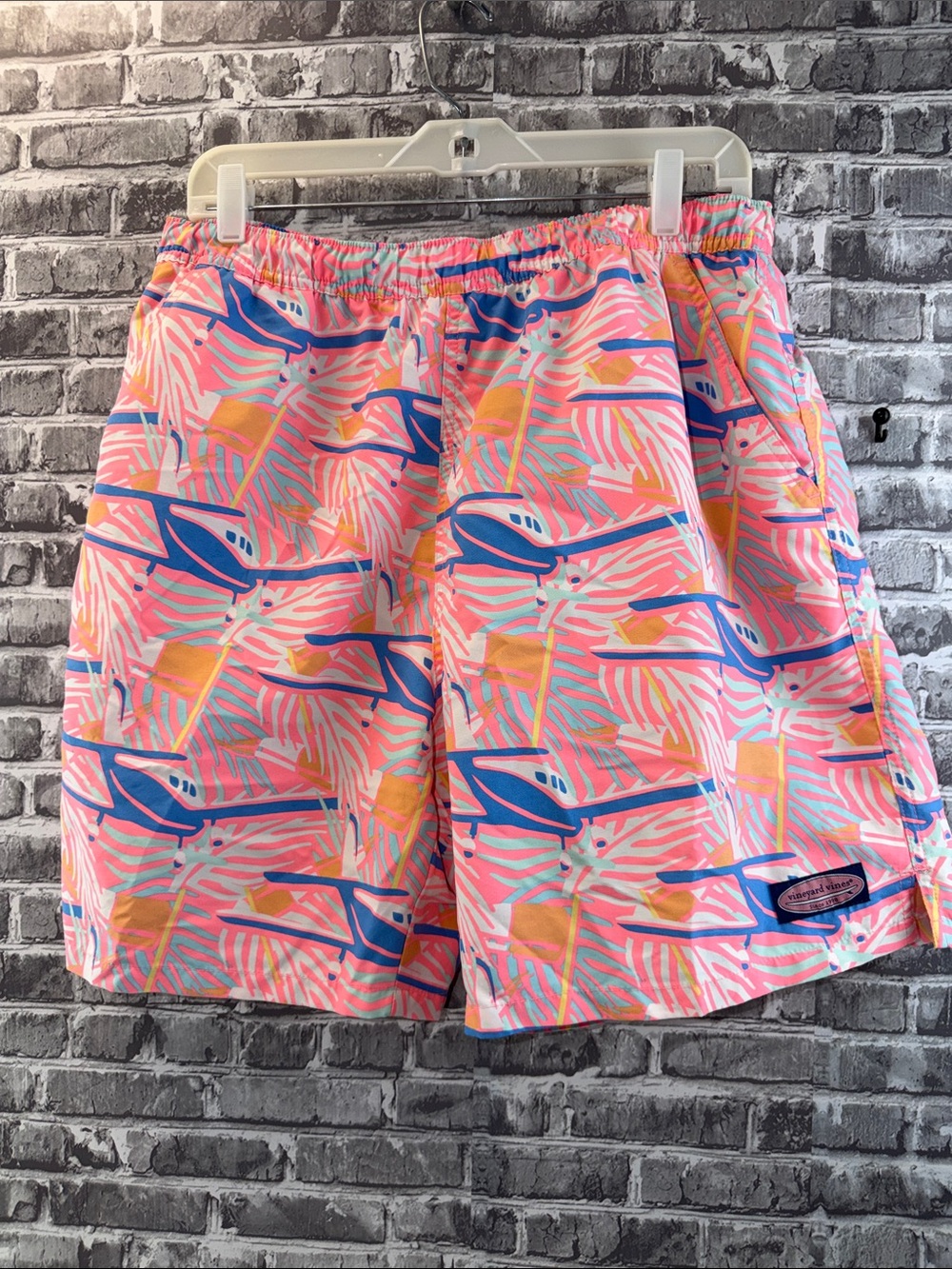 Vineyard Vines‎ Pink Tropical Palm & Whale Print Swim Shorts